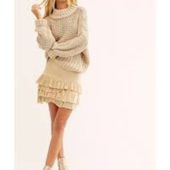 Free People Dresses & Skirts - SOLD IN BUNDLE - NWT Free People Mini Skirt , Blk & Grey Left